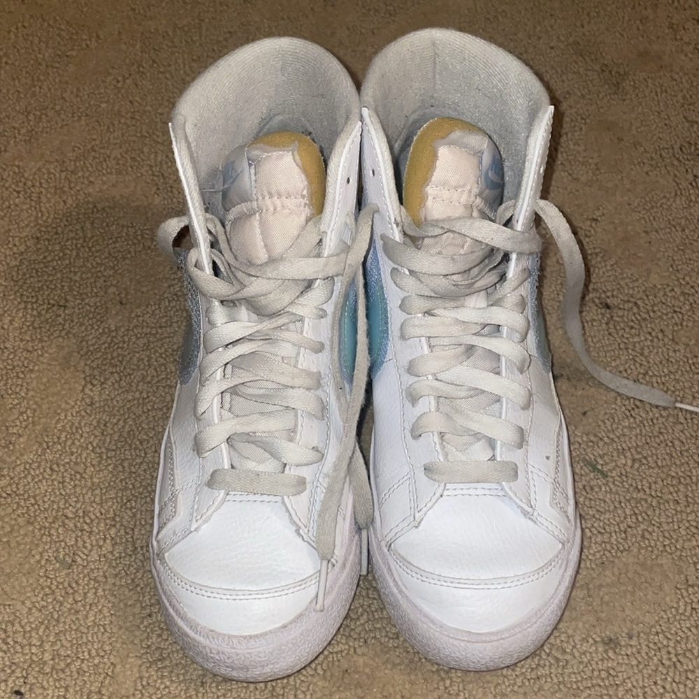 Nike Blazers - Picture 2 of 2